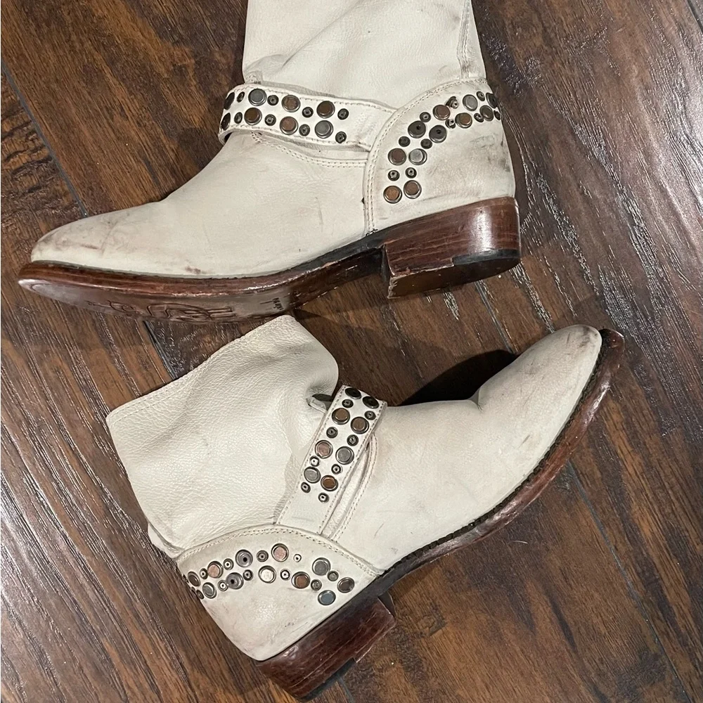 NEW, unused, distressed white moto boots